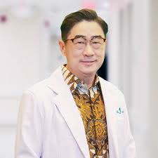 Foto dr. Bambang Susilo Simon, Sp.P, FCCP, FAPSR, FISR